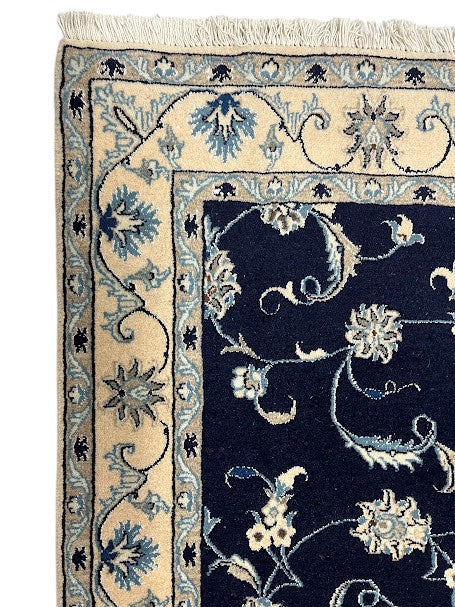 Nain Persian Vintage Hand Knotted Wool Rug - 160 x 120 cm