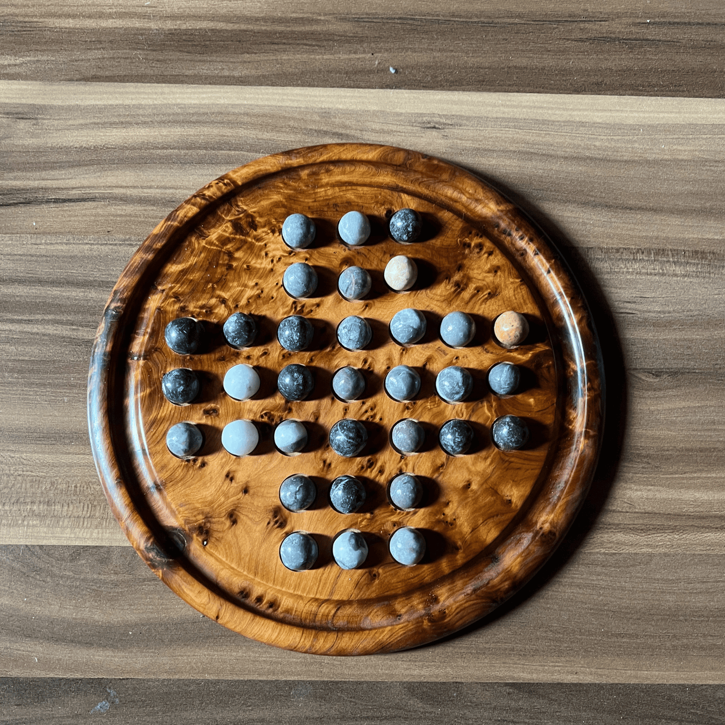 Solitaire Thuya wood