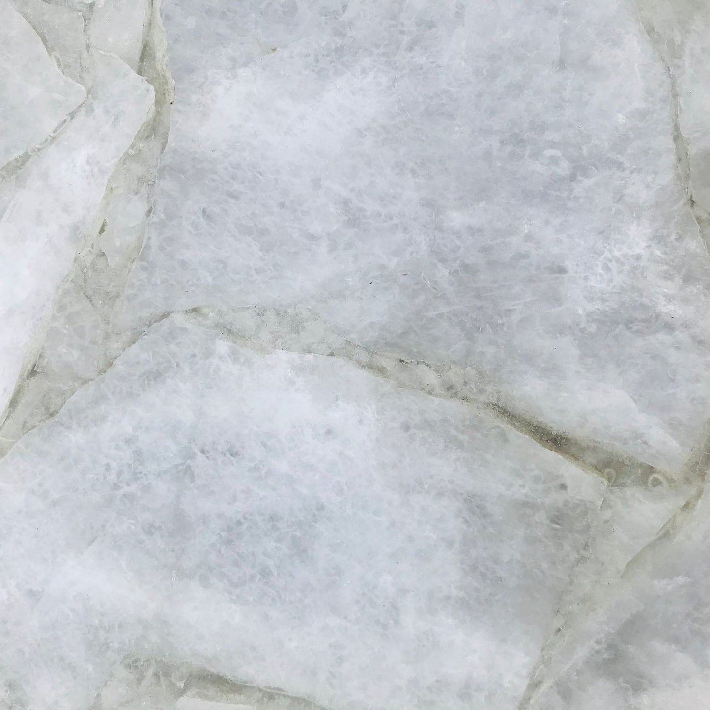 Table d'appoint/basse en agate blanche à bords arrondis