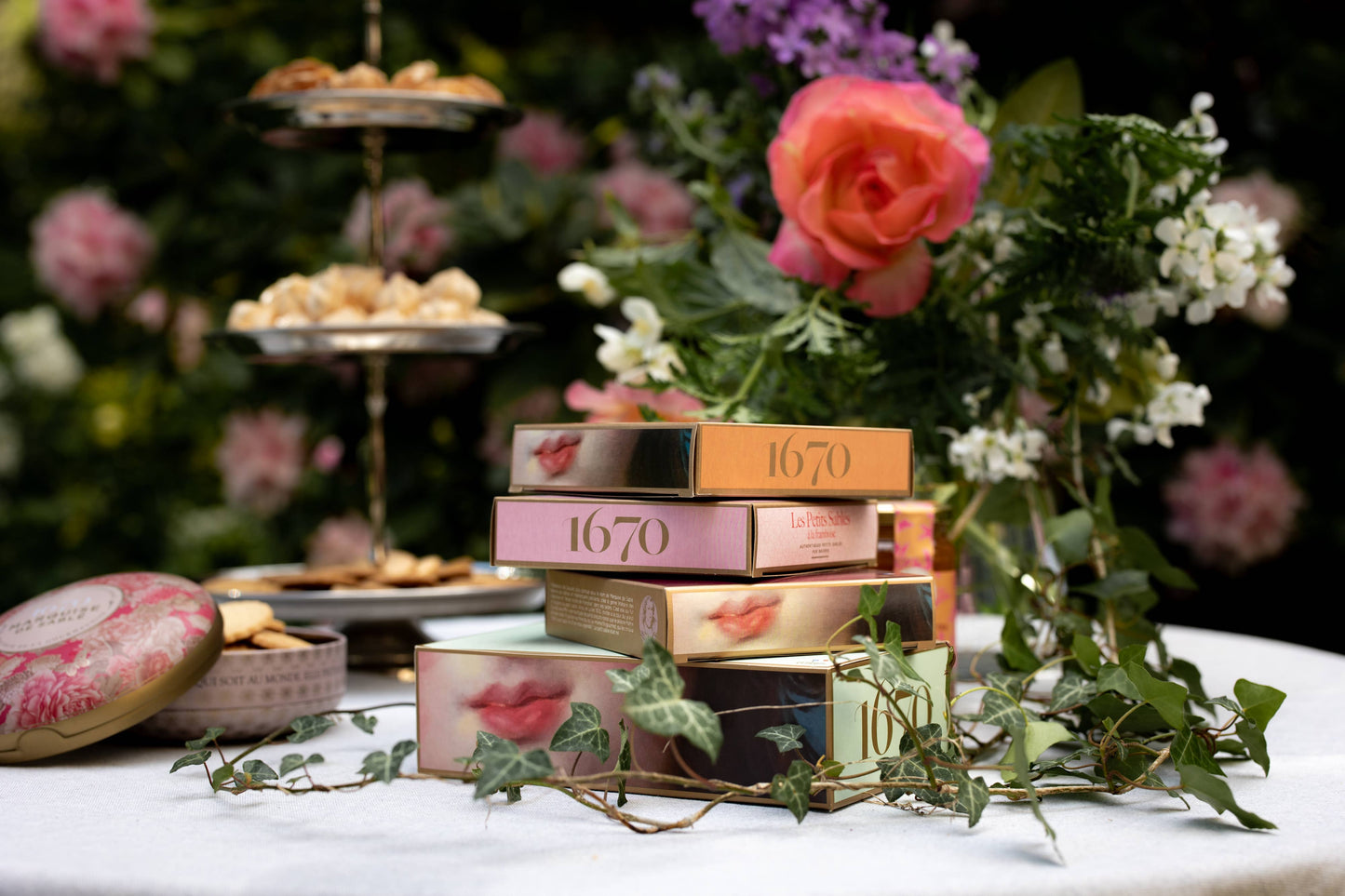 Apricot Chip Butter Cookies – France