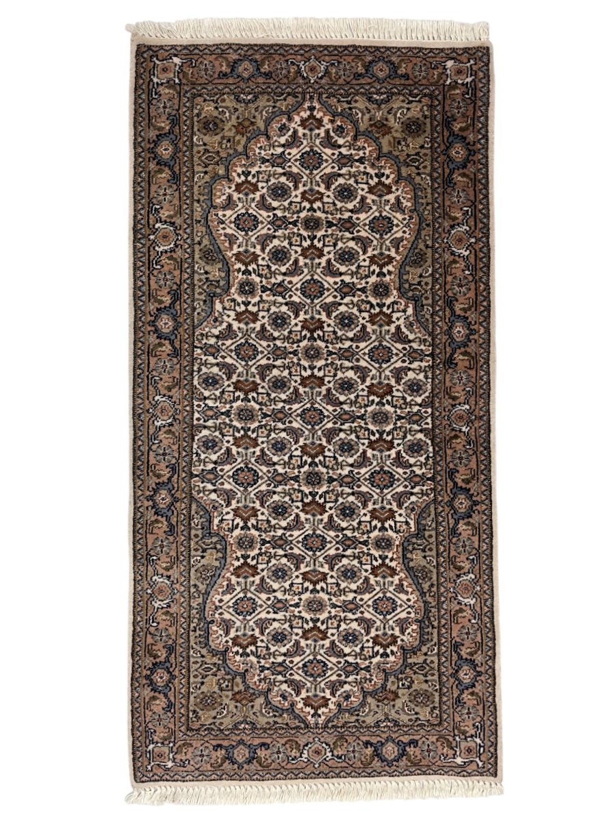 Saruk Persian Vintage Hand Knotted Wool Rug - 145 x 70 cm