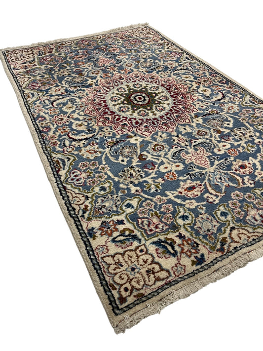 Nain Persian Vintage Hand Knotted Wool Rug - 170 x 110 cm