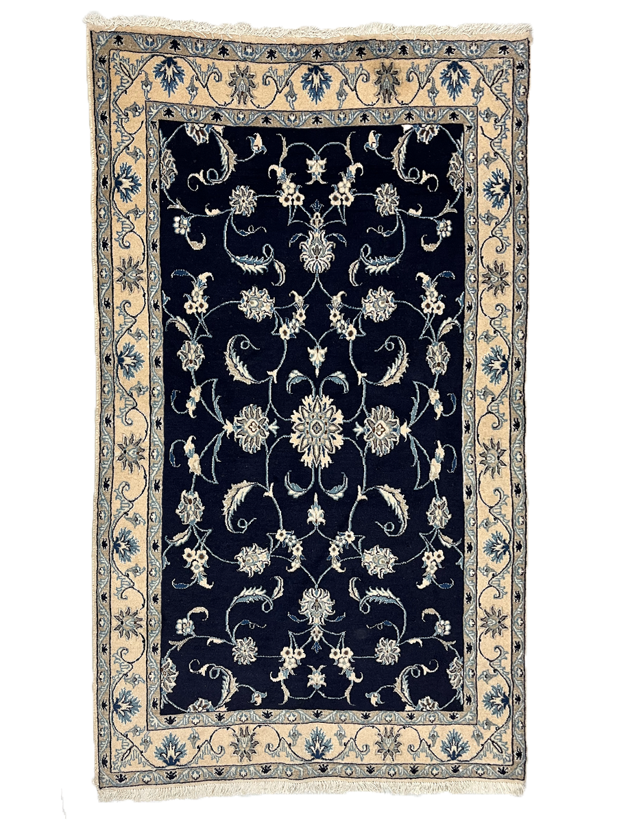 Nain Persian Vintage Hand Knotted Wool Rug - 160 x 120 cm